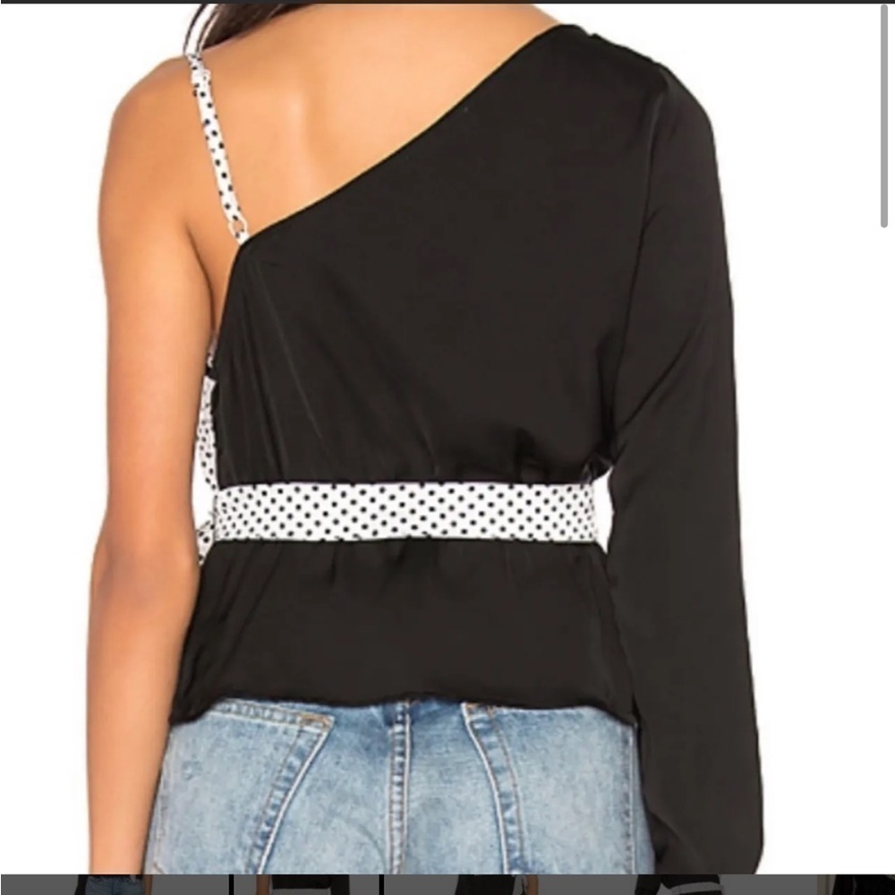 Revolve wrap top - Picture 5 of 9